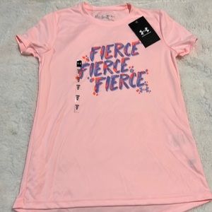 NWT kids Under Armour Loose Shirt - Size M